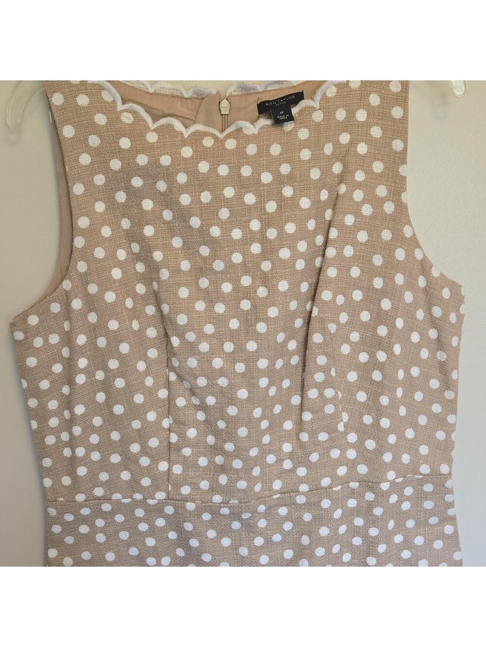 NWOT Ann Taylor Petite 6P Beige White Polka Dot Sheath Dress Scallop Neck Office - Picture 2 of 7